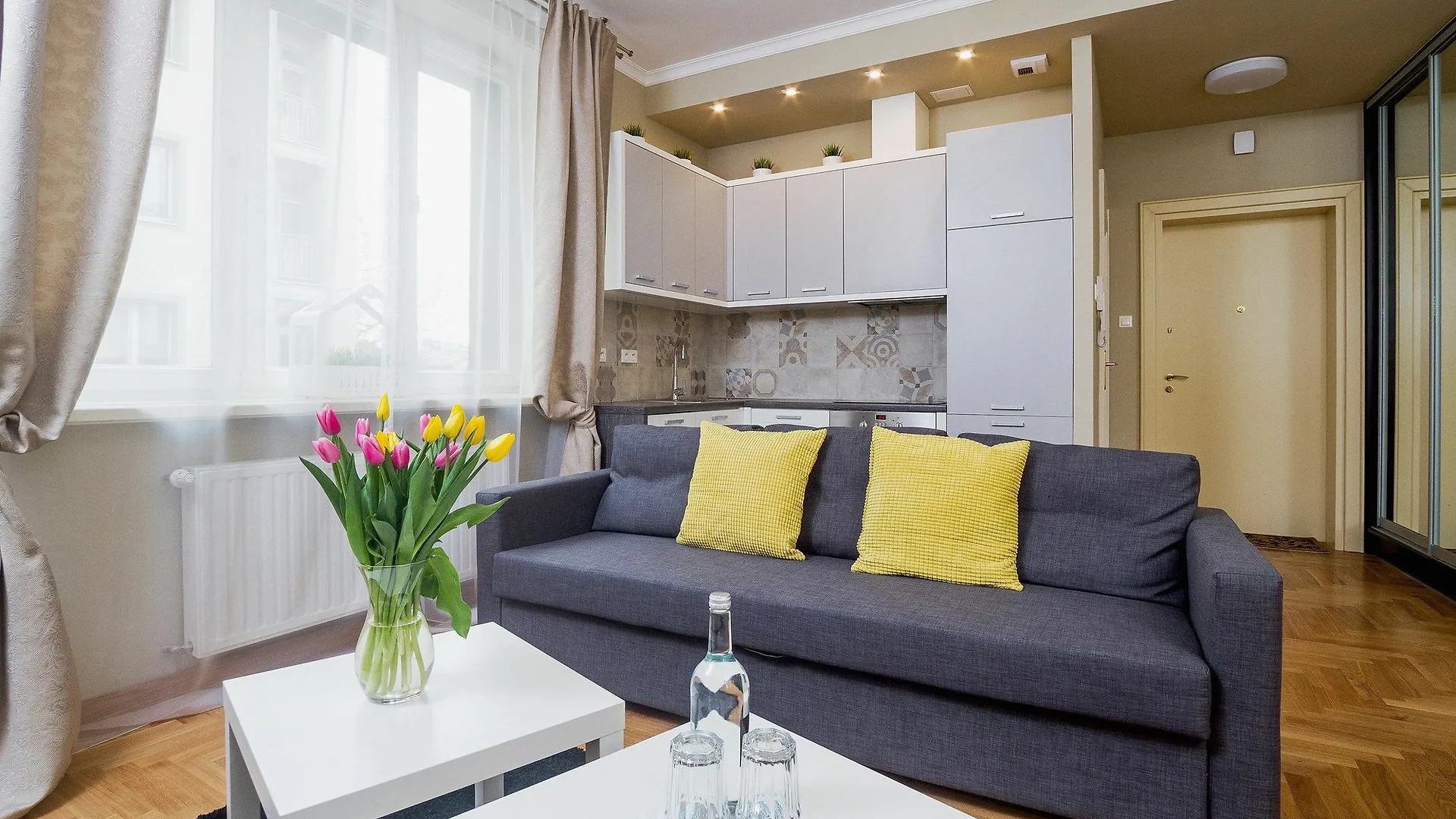 Wawel Apartments Sarego Residence By Amstra Krakow